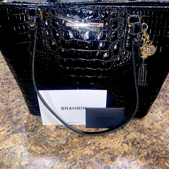 RECENTLY REDUCED‼️ Brahmin Medium Asher Black Melbourne Handbag. EUC - Picture 1 of 6